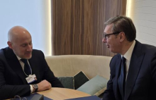 SRDAČAN SUSRET VUČIĆA U DAVOSU SA PREDSEDNIKOM 4iG GRUPE I AMBASADOROM MAĐARSKE Poseban fokus stavljen na oblasti koje najbrže menjaju privredu (FOTO)
