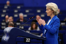 Von der Leyen: Smo na razpotju in živimo v svetu, ki ga opredeljuje surova moč