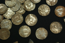 Rekordno leto za arheološke najdbe na Otoku, največja zasluga gre iskalcem kovin