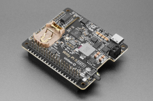 Pametni krmilnik s procesorjem RP2350 in naprednimi sprožilci