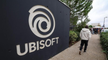 Ubisoft va a picco dopo il profit warning. Giochi rinviati e previsioni tagliate