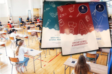 Osmaci, stigle zbirke za malu maturu: Evo gde možete da kupite i koliko koštaju