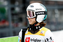 Ob 3.00: Nika Prevc bo lovila 13. zmago v sezoni na drugi tekmi v Saporu
