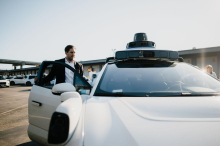 Robotaxis auch in Österreich? Da heißt es: Bitte warten! 