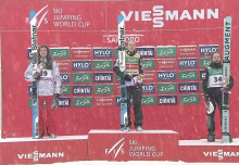 Nika Prevc z rekordom skakalnice v močnem sneženju do nove zmage v Saporu