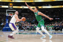 Lakersi s 33 točkami Dončića po preobratu v zadnji četrtini do zmage v Dallasu