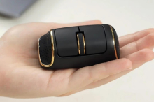 Najmanjša horizontalna miška na svetu, ki jo lahko uporabljate kar na svojem stegnu