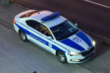 NASILNIK IZVADIO PIŠTOLJ I PRETIO PUTNICIMA U AUTOBUSU! Horor u Barajevu: Ljudi bežali iz vozila, muškarcu (48) ekspresno stavljene lisice!