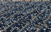 Indija naj bi nameravala občutno znižati carine na uvoz evropskih avtomobilov