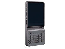 Ročna konzola, ki stavi na popolno svobodo!