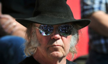 Neil Young vodi rat protiv Trumpa, sad je uključio i ICE te Grenland: 'Ljudi, probudite se'