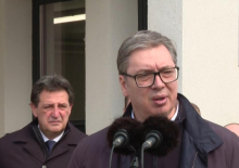 O DELJENJU PACKI U DAVOSU I ZAMAZIVANJU OČIJU URSULI Vučić: Ja da dozvolim da neko ponižava Srbiju, neću nikada! Meni ni najmoćniji državnici nisu delili packe