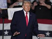 President faces growing revolt from MAGA loyalists over 'betrayal' of border guards as he vows to 'de-escalate' tensions in Minnesota - but majority of Americans blame HIM for the bloodshed as he faces tipping point that could define his term in office