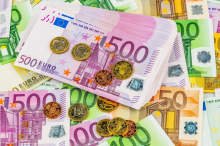 Über 1,20 Dollar: Euro auf höchstem Stand seit dreieinhalb Jahren: Was steckt dahinter?