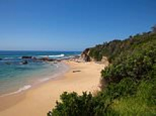 Missing British tourist is found dead on Australian beach after falling from a cliff