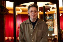 Tudi Philip Glass noče svetovne premiere v Trump-Kennedyjevem centru