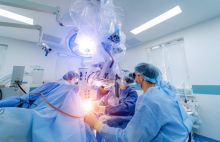 Tek rođeni blizanci dobijaju rožnjače zahvaljujući porodici koja je izgubila najrođenijeg: U Srbiji obavljeno 6 transplantacija, još jedna priča o humanosti 