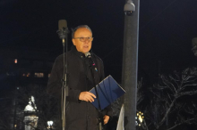 REKTOR POSTAO HIT VEČERI - ČITA GOVOR ALI NE ZNA DA IZGOVORI! Đokić: 