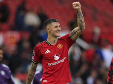 Skupna vrednost nogometnih prestopov 2025 rekordnih 11 milijard evrov