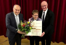 Tischlerjeva nagrada za etnologinjo in slavistko Herto Maurer Lausegger, ki 