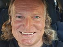 Chaos unfolds in California beach town as convicted art swindler erects metal fence blocking popular path... despite not being the homeowner