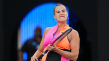 DRAMA U MELBURNU! Ceo stadion je navijao protiv Beloruskinje, a onda je Arina Sabalenka raznela Ukrajinku za finale Australijan opena