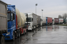 Bruselj želi težave tovornjakarjev na Zahodnem Balkanu rešiti z novo vizumsko strategijo