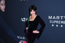 Geheimnis um Opernball-Gast gelüftet: Jetzt zum Stargeflüster-Newsletter anmelden