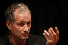 Kako zveni književnost? Spominsko, nostalgično, melanholično, primerno končevanju zime