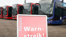 Tarifstreit im ÖPNV: Bundesweite Warnstreiks im öffentlichen Nahverkehr am Montag