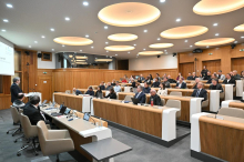 Na posvetu večina za vpeljavo umetne inteligence v izobraževalni sistem