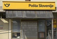 Večina poslovalnic Pošte Slovenije s krajšim delovnim časom