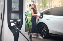 MOONcharge: brezskrbno polnjenje za vsa električna vozila