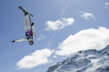 Hitrost, adrenalin in akrobacijski triki na smučeh