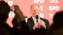 Prominenter Wahlkampfhelfer: Ex-Kanzler Scholz tourt für die SPD durch Baden-Württemberg