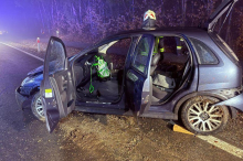 Am Thermenberg: Fahrzeug überschlug sich, Lenker wurde eingeklemmt