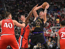 Dončić z novim soigralcem, v zadnji uri še šok za Hrvata v Los Angelesu