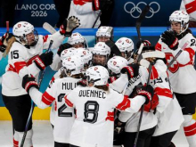 Norovirus tudi v švicarski hokejski reprezentanci, Nemke do pomembne zmage