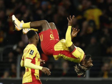 Evforija v Lensu, PSG pred velikim derbijem ni več prvi