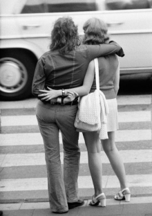 Zbog vica je sa samo 22 godine završila u zatvoru, a o svojoj sudbini godinama je ćutala! Ljubičica bela joj zamalo došla glave, dvaput bila na korak do smrti!