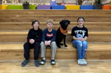 MS Lebring: So unterstützt Schulhund Angus die Kinder beim Lernen  