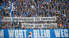 2. Fußball-Bundesliga: Ex-Schalke-Boss Tönnies versteht Proteste gegen ihn nicht