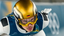 Olympia 2026: Philipp Raimund holt Gold auf der Normalschanze