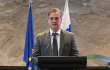 Golob: Slovenska tovarna umetne inteligence bo pomagala pri prenosu znanja v gospodarstvo