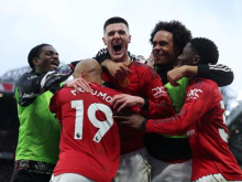 Na Otoku se dogaja na polno, Jaka Bijol in Benjamin Šeško zvečer v Londonu