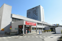 Nekdanji mariborski nadzornik zavrača očitke glede suma podkupovanja. Želel je le domov.