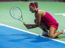 Klepač v Dohi obstala v osmini finala, Swiatek zlahka do zmage, izpadli Gauff in Paolini