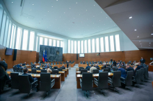 V DZ-ju na sporedu glasovanja, sledi nova izredna seja in odločanje o udeležbi delavcev pri dobičku