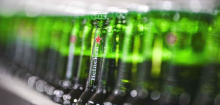 Heineken verkauft weniger Bier und streicht Tausende Jobs