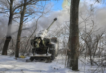 V ruskem napadu ubiti oče in trije otroci, Zelenski se pripravlja na razpis volitev